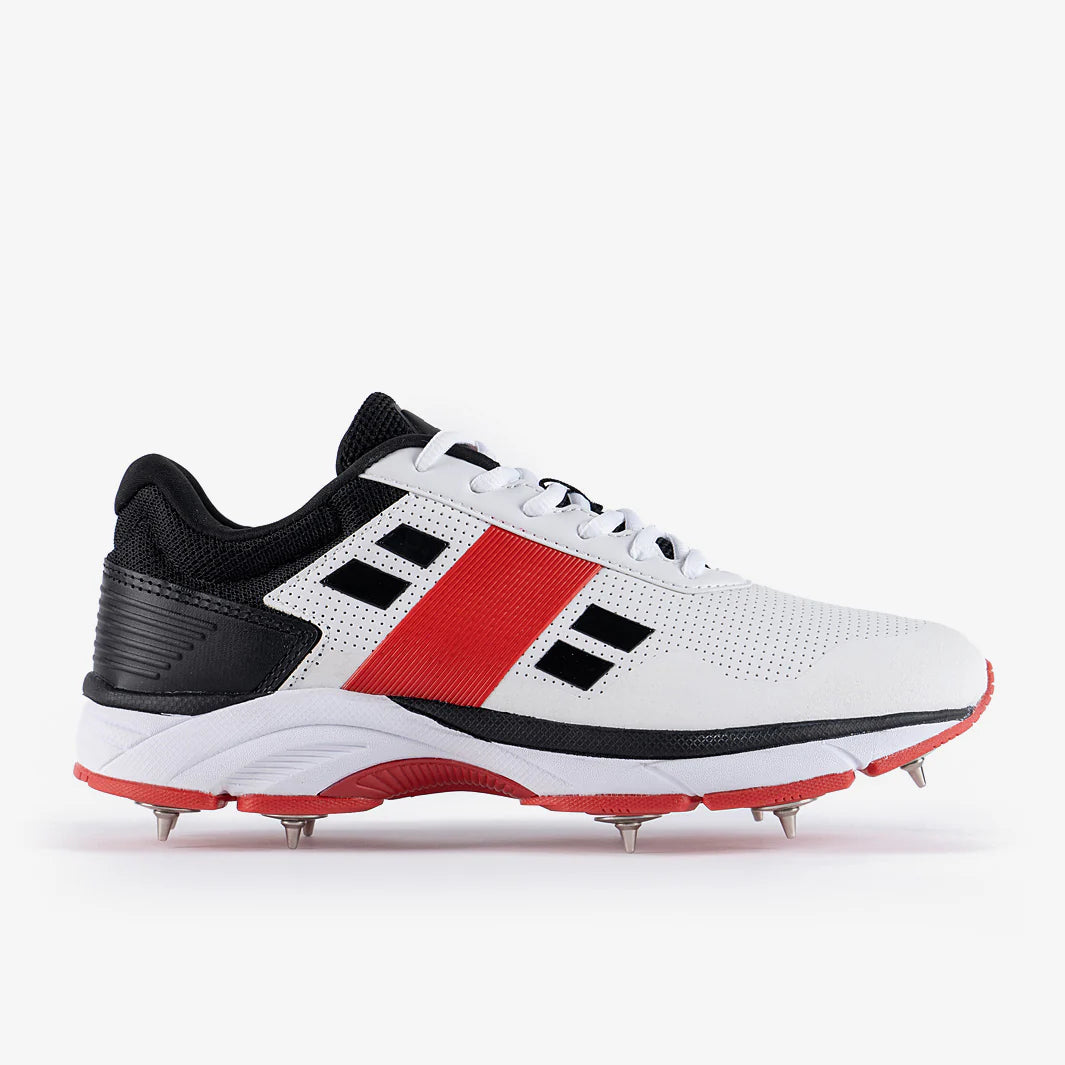 GN Velocity 4.0 Spiked Cricket Shoe