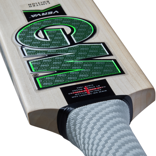 Gunn & Moore VERVA Cricket Bat - Adult Sizes only in 2026!