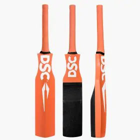 DSC_Catching_Bat_Orange