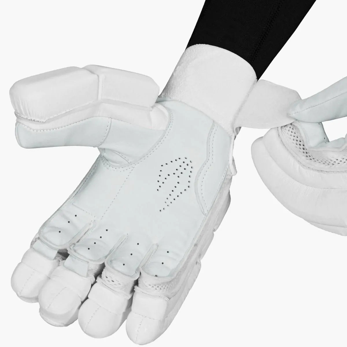 DSC_Pearla_X_Players_Batting_Glove_Palm_View