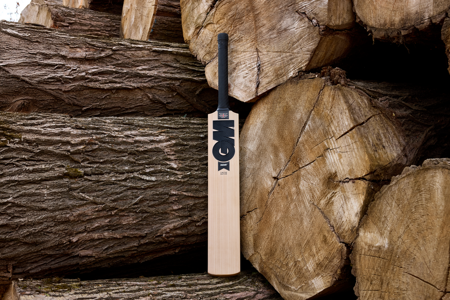 Gunn & Moore Noir Cricket Bat 2026 - Adult only for 2026