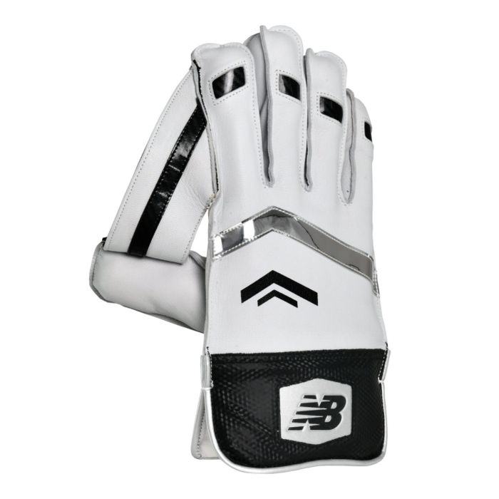 New_Balance_800_Wicket_Keeping_Gloves_Back_Right_Hand_View