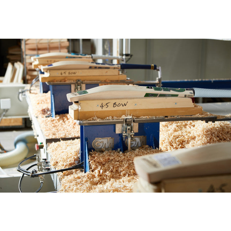 Gunn & Moore Saim Ayub Player's Edition Cricket Bat