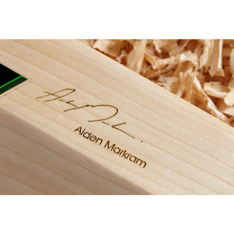 Gunn & Moore Saim Ayub Player's Edition Cricket Bat